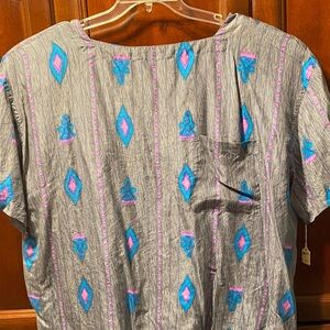 Gray and Blue Patterned Women's Plus size 100% Silk vintage Short sleeve Top